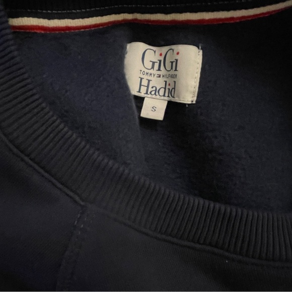 Tommy Hilfiger Gigi Hadid Sweatshirt - Picture 3 of 4